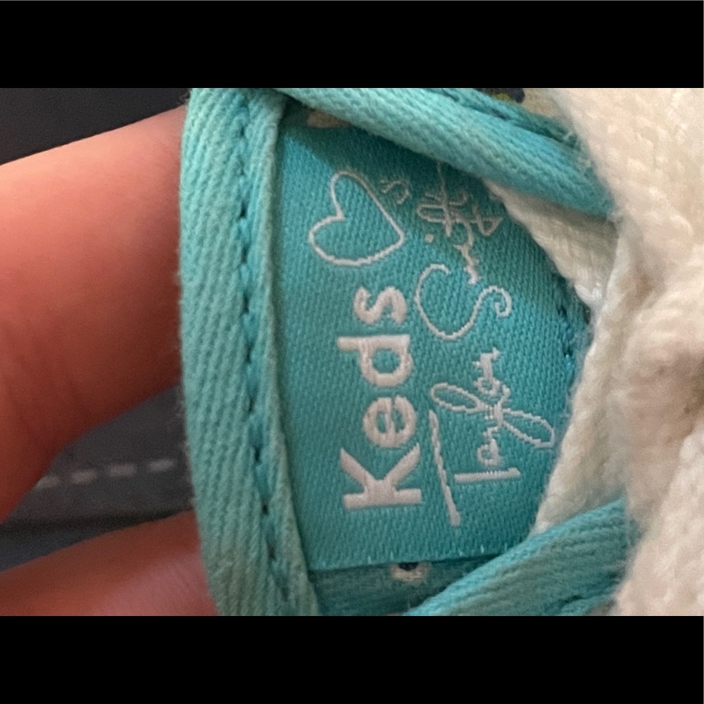 TAYLOR SWIFT KED’s - Picture 2 of 4